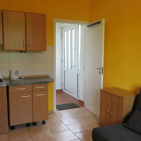 Apartament Mini *